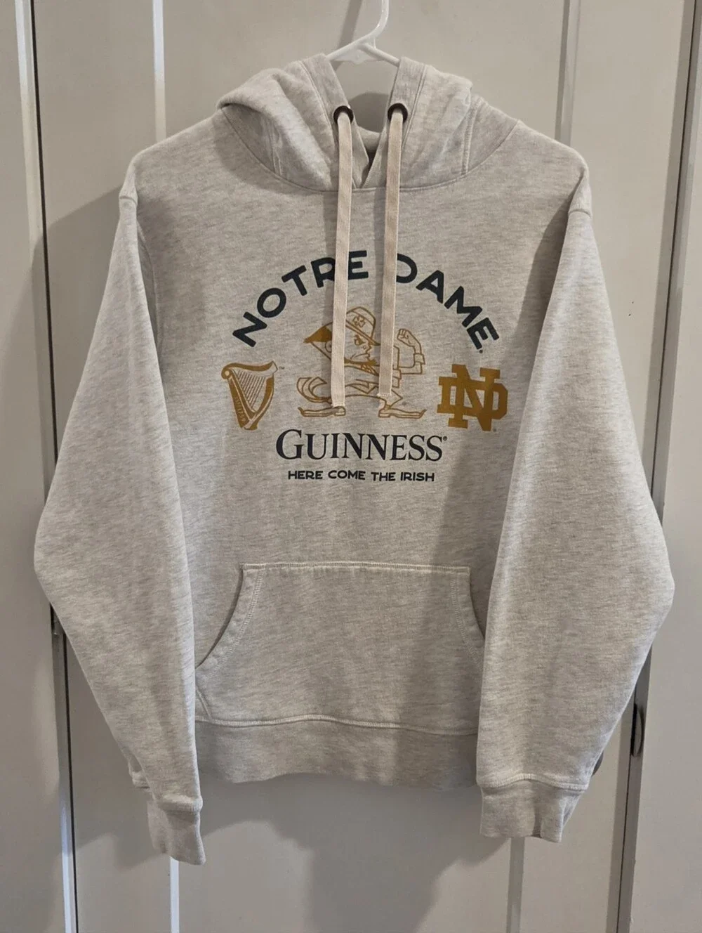 League Notre Dame x Guinness Stadium Pullover Hoodie Sweatshirt - Size Medium